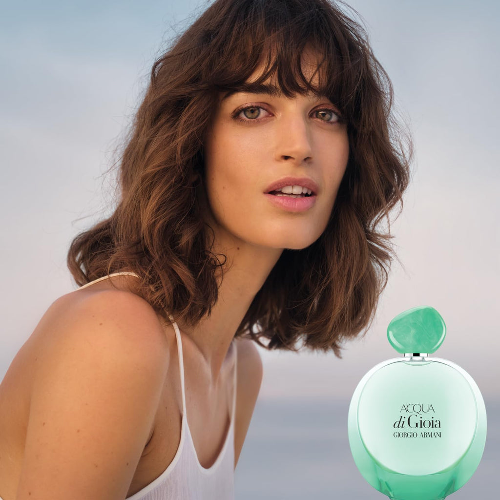 Armani Beauty – Acqua Di Gioia – Eau de Parfum Intense– – Floral Citrus Women’s Fragrance – Bergamot & Red Fruits Accord, Jasmin, Cedarwood Notes - 1.6 Fl Oz